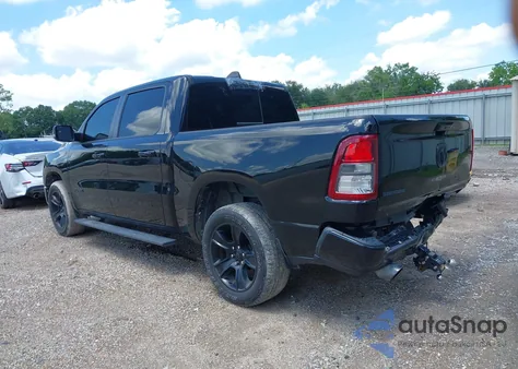 2022 Ram 1500 Big Horn 4X2 5'7 Box z USA, uszkodzony, nr VIN 1C6RREFT2NN316576